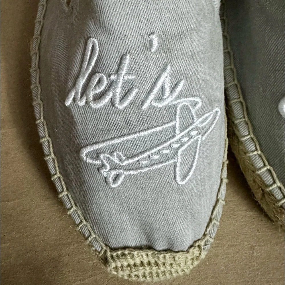 NEW - Soludos x Ceizer Gray Let's Fly Away Smoking Slipper Espadrilles Size 8.5